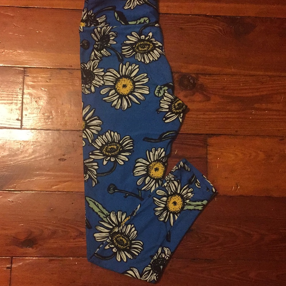 Lularoe OS Leggings Daisy